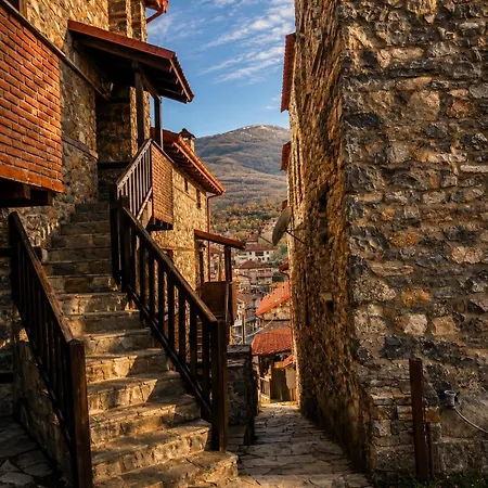 Aelios Petra * Agios Athanasios (Pella)
